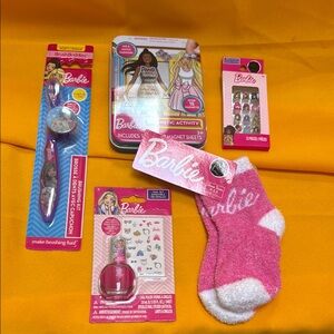 Barbie Gift Set with Socks and Accessories
